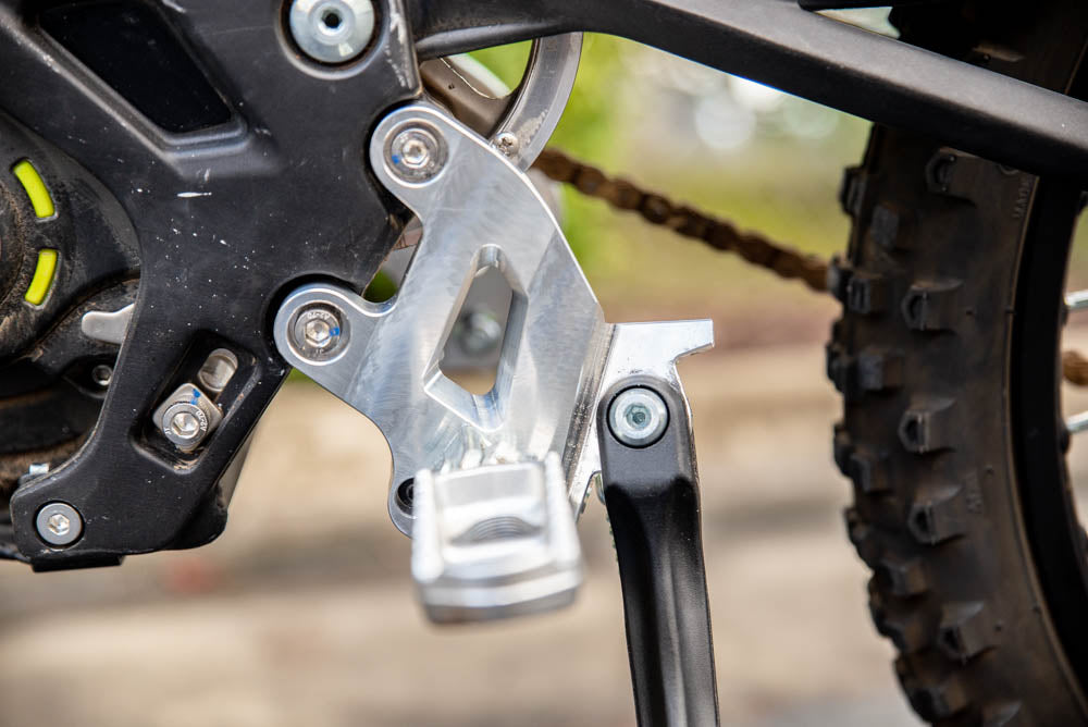 E Ride Pro SS 20mm Lowering Peg Bracket Set With Kickstand Option and Support Brace