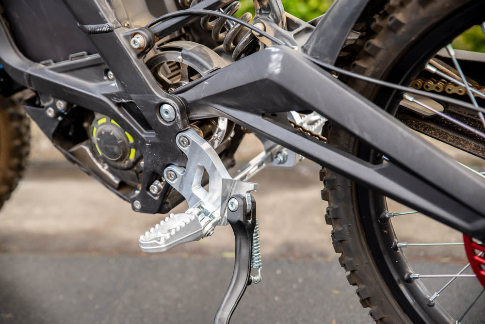 E Ride Pro SS 20mm Lowering Peg Bracket Set With Kickstand Option and Support Brace