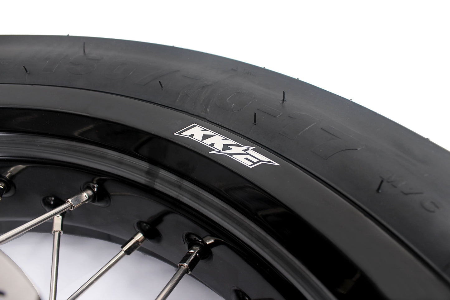 KKE CUSH DRIVE 3.5-4.25*17" Supermoto Wheels Kit For SUZUKI DRZ400 DRZ400E DRZ400S CST Tires